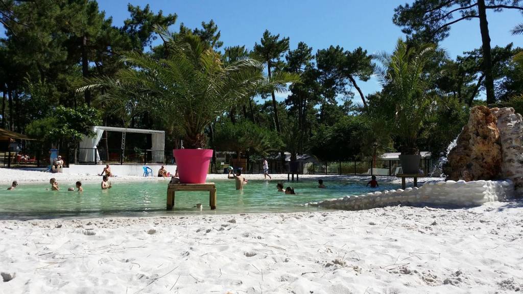 Camping Club Les Pins: Camping