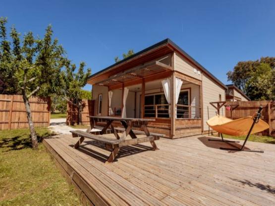 Chalet Plein Air