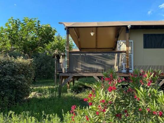 Lodge Safari "MÛRIER" - 2 chambres - sanitaires privatifs