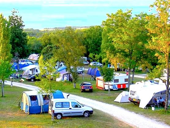 Emplacement camping-car / caravane / tente