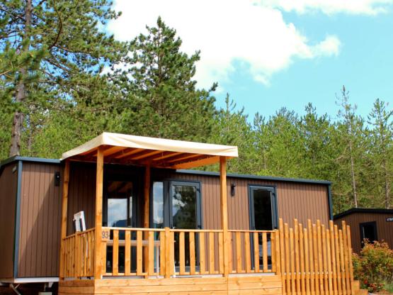 Cottage 33m² Confort - 2 chambres + Terrasse semi-couverte + TV + 2SDB + Vue Lac