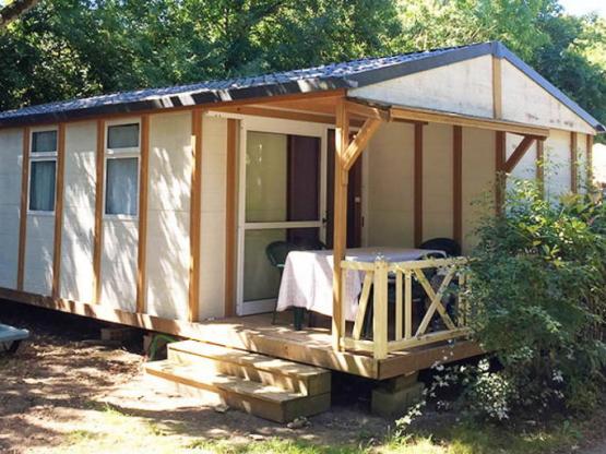 Chalet Ancien 1er Prix 3 chambres + TV (+12 ans)