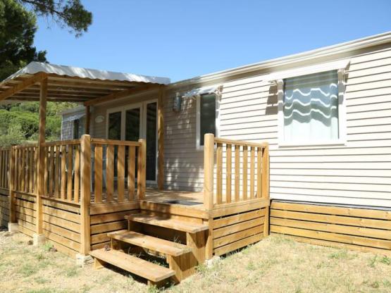 Mobil home Prestige 40m² - 3 chambres + climatisation + TV + Terrasse Couverte
