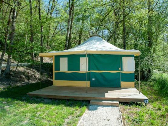 bungalow toilé kiwi avec sanitaire