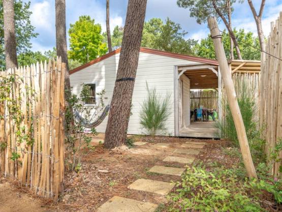 Cottage Garden 3ch | PREMIUM - 32m²-CLIM-TV-LV-Plancha-Baignoire-Wifi gratuit-Terrasse couverte