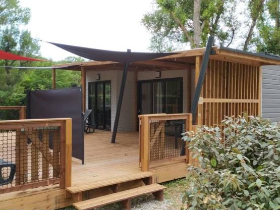 Chalet Badiane Climatisé Premium 35m² - 2 chambres - 2 salles de bain + Terrasse 19m²