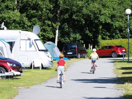 Forfait Emplacement (1 tente, caravane ou camping-car / 1 voiture)