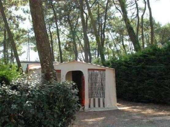 Emplacement toile de tente