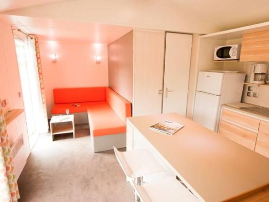 Stacaravan Bois Premium 36m² (3 slaapkamers) + TV + airconditioning + terras