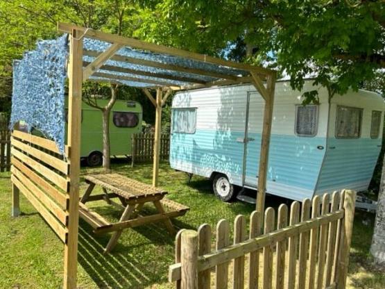 Caravane Barbe à Papa Vintage