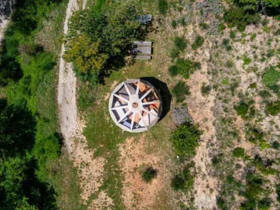 Bulle - sans sanitaires - tarif pour 2 personnes -