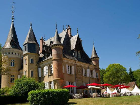 Cabane bois sur pilotis