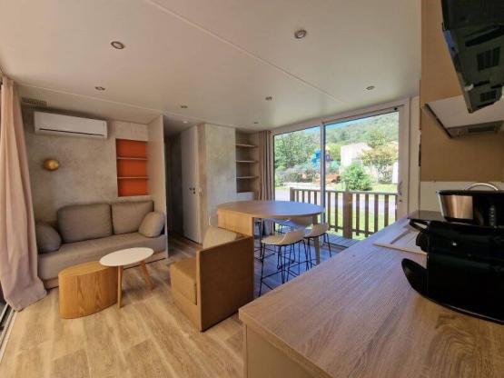 Premium - Le Caroux - 40 m2 - 3 ch - 2 sdb - spa - Dimanche