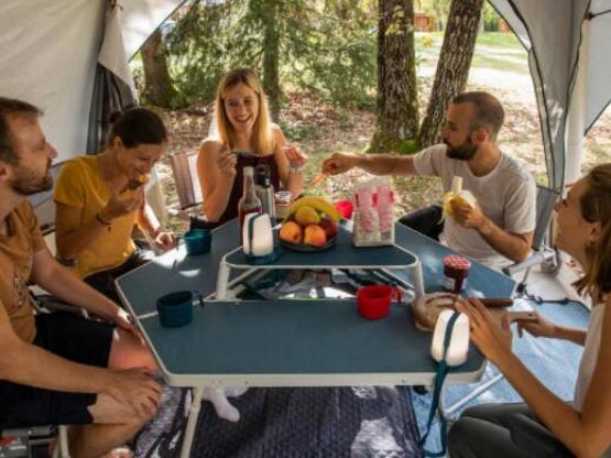 Tente prête a camper sans sanitaire