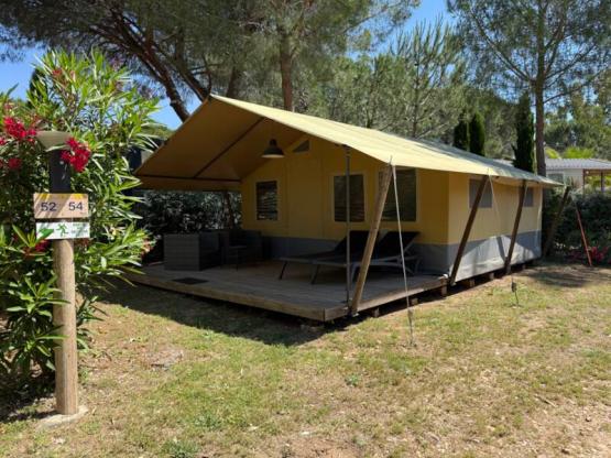 Safari Lodge 37 m2 (sans sanitaires), 2 Chambres, terrasse couverte