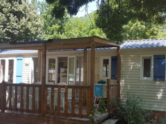 LES GRANDS NIDS- env 40 m2- 2 chambres- TERRASSE COUVERTE