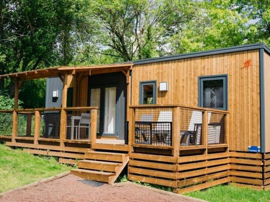 Stacaravan Premium 33m² 3 slaapkamers + terras + TV + Vaatwasmachine + BBQ + Voetgangerszone