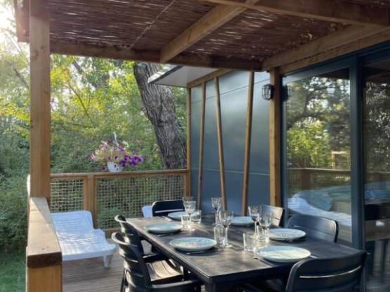 Chalet Confort 35m² 3 chambres terrasse semi-couverte + climatisation