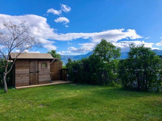 Forfait Premium - emplacement équipé d'un sanitaire individuel (1 véhicule par emplacement maximum)