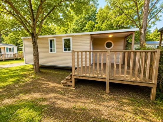 Mobil-home Confort 35m² 3 chambres - Terrasse intégrée 10m² + TV + Clim