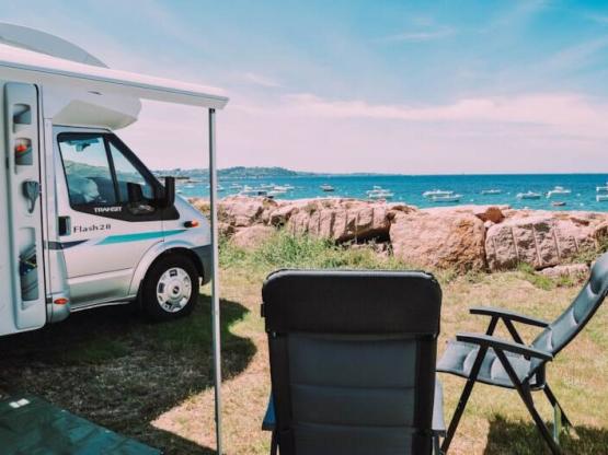 FORFAIT BORD DE MER : Emplacement + véhicule + électricité