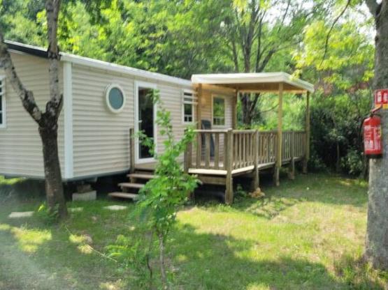 Mobile-home Premium 30 m² (3 bedrooms) Half-covered terrace 15m² + TV + A/C