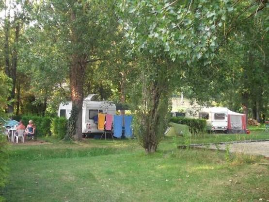 Forfait 2 personnes : Tente + véhicule