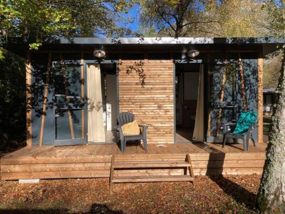 Chalet Studio Standard 10m² - Douche et WC commun + Terrasse couverte