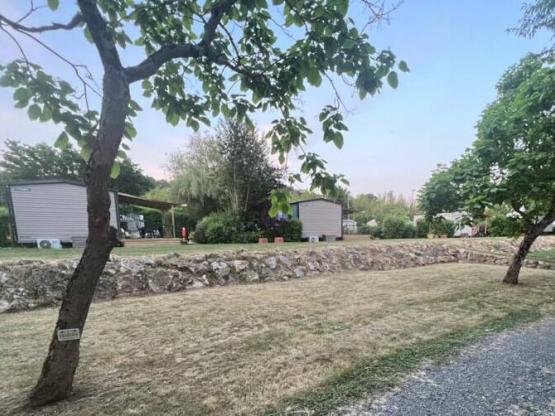 Emplacement randonneurs, cyclistes, motards