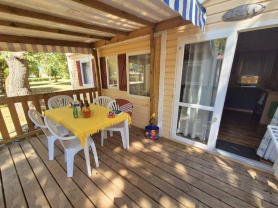 Mobilhome FAMILLE con terraza cubierta