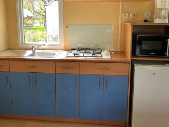 Mobil-home éco (2 chambres) + Terrasse couverte
