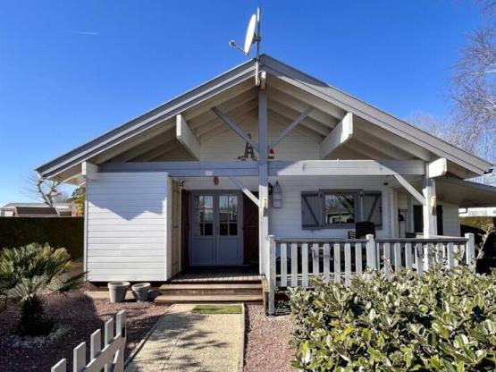 CHALET, emplacement 265, 2 chambres + 1 mezzanine, 54m² 7 pers.