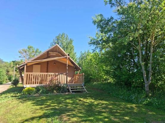 Wood Lodge 34m² 3 slaapkamers + terras (met sanitair)