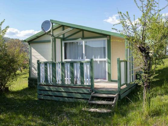 Chalet TITOM 31m² (2 slaapkamers) overdekt terras