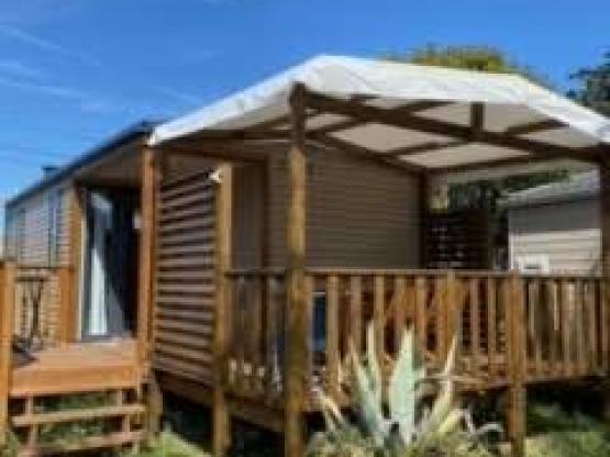 Mobil-home Premium 30m² (2ch) + terrasse couverte + Clim + TV + LV + linge de maison