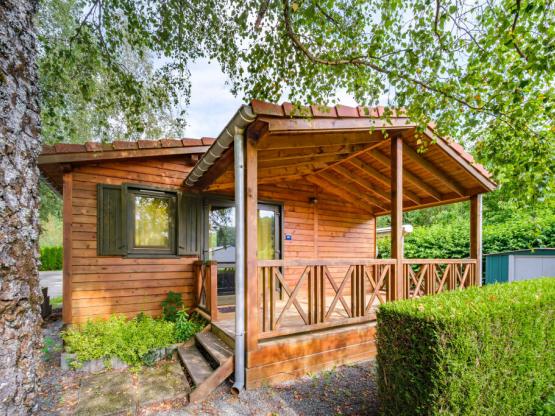 Cottage Ohara Côté Jardin Premium 36m² - 3 chambres + Terrasse + TV + LV + Clim + Vue sur la forêt