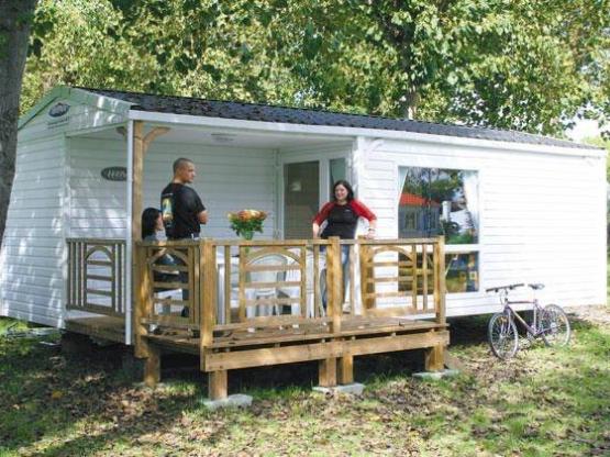 Babord Mobil home Pirate+ + 1 véhicule + TV + Climatisation