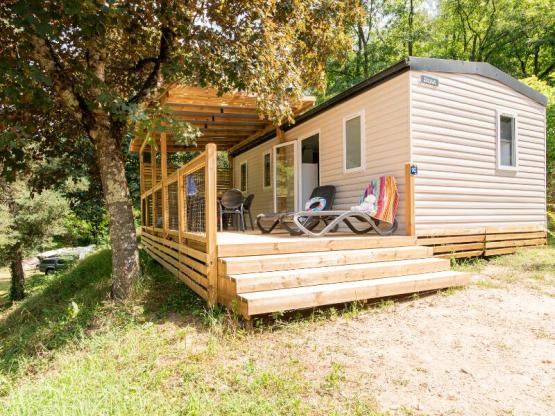 Mobile-Home Premium 32m² 3 chambres - Terrasse semi-couverte - CLIM + TV + draps + serviettes inclus