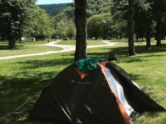 Emplacement tente de 200m² en pleine nature