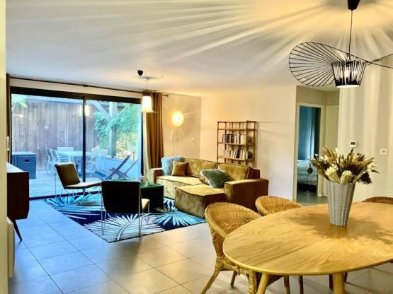 Appartement Premium 63m² 2 chambres + Accès SPA + Draps + serviettes + Terrasse +TV+LV