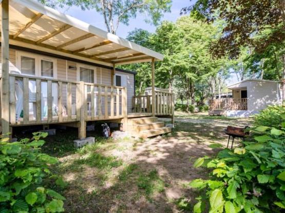 Mobilheim Stamm - 2 Schlafzimmer - 27m² - grosse Terrasse -