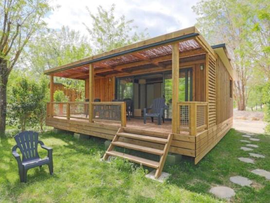 Chalet Portland 35m² Premium - 3 ch + terrasse couverte + clim + LV + Plancha Quartier Piéton