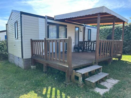Mobil-home Confort BAHIA 27m² - 2 chambres + terrasse semi-couverte