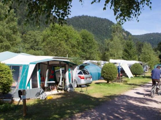 Forfait ADAC sur présentation carte de REDUCTION Campcard - place "Confort"