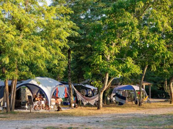Emplacement confort plus- Le Village