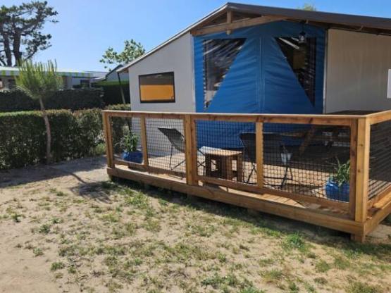 Bungalow toile et bois