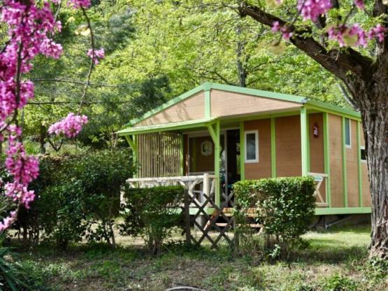 Chalet n°2 ter Club 33 m2 tout confort avec TV