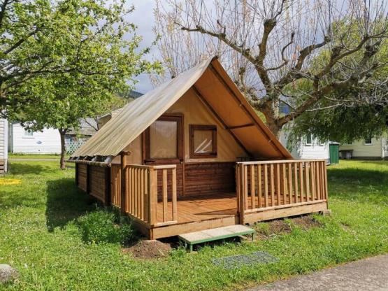 Lodge Amazon Standard 20 m2 (2 slaapkamers) + overdekt terras