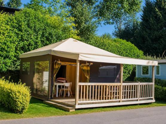 Tente en bois - 2 chambres + terrasse