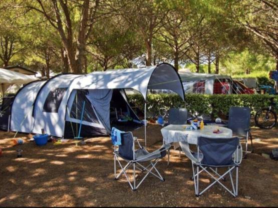 Emplacement électrifié 10A